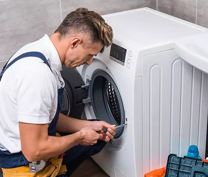 Why Medford Laundry Operators Pick Medford Appliance Pro for Every Dryer Failure?