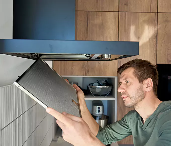 Why Medford, MA Homeowners Trust Medford Appliance Pro for Every Range Hood Switch Repair and Ventilation Job?